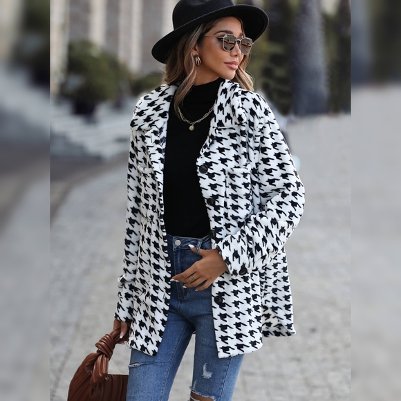 Jackets & Blazers - Houndstooth Side Slit Jacket with Breast Pockets